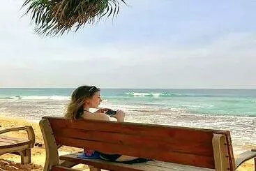 استراحتگاه New Amadeo Beach