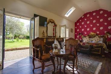 مبيت وإفطار Clonganny House