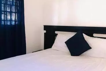 Hotel Amogelang Guesthouse & Suites