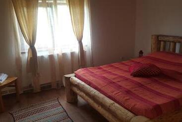 بنسيون Casa Din Piatra