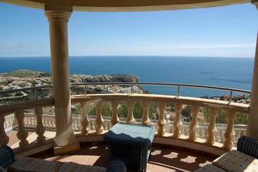 קוטג'' Villa Karina