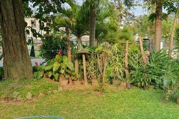 膳宿费 Nilaru Villa