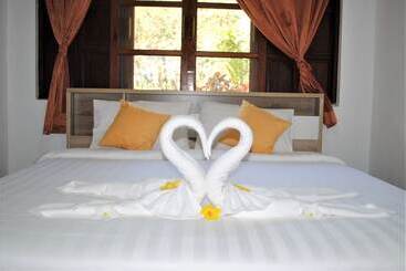 Pensión Swiss Sawasdee Koh Mak