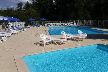 レジデンス Vvf Jura Lac De Vouglans, Maisod