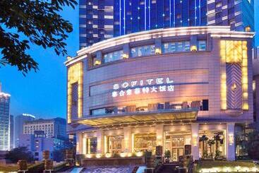 Otel Chengdu Taihe International