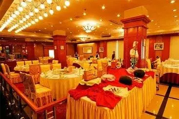 Hotel Taishan Overseas Chinese