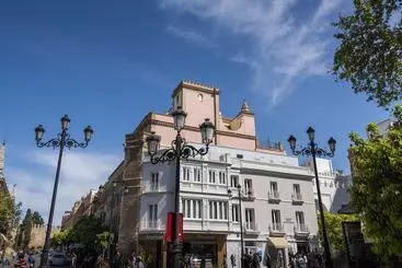 Hotelli Torre Homenaje Historical Suites