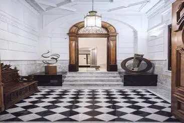 Aparthotel Palacio Salvetti Suites