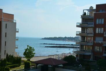 אתר נופש Apartments Helios