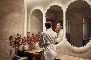 Отель Domes Miramare, A Luxury Collection Resort, Corfu   Adults Only