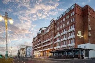 Отель Doubletree By Hilton Brighton Metropole