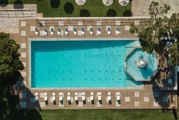 בית מלון כפרי Kalamaki Beach Resort