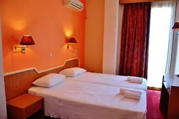 Iniohos Hotel Restaurant