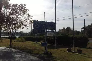 Hotelli Suwannee Gables