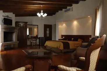 Отель Casa De La Loma