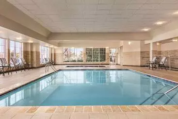 בית מלון כפרי Hampton Inn & Suites Newark Airport Elizabeth