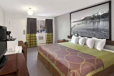 ホテル Super 8 By Wyndham Kamloops East