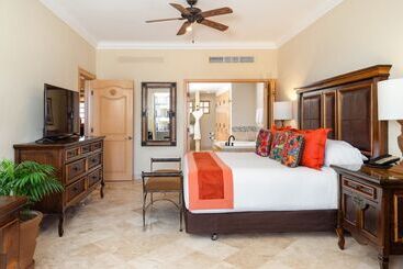 Hotel Villa La Estancia Beach Resort & Spa