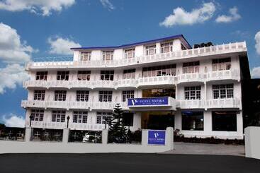 Hotel Vatika   The Riverside Resort