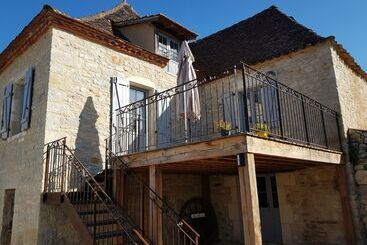 Pansiyon Gîtes Chez Antonin