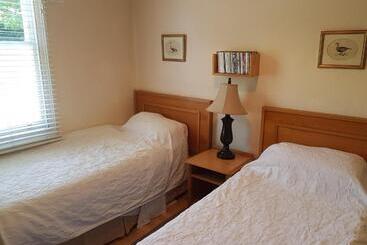 پانسیون Keyfield Terrace Serviced Apartments