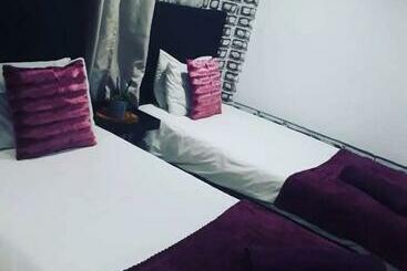 ベッドアンドブレックファースト Greenhill Chalets Grootfontein