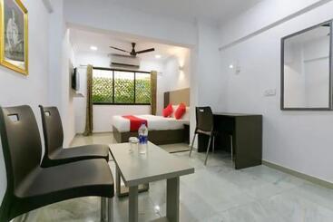 Super Hotel O Four Bungalow Formerly Ardaas Residency