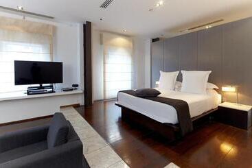 فندق Establishment