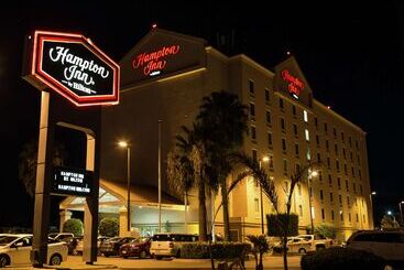 هتل Hampton Inn By Hilton Torreónairport Galerías