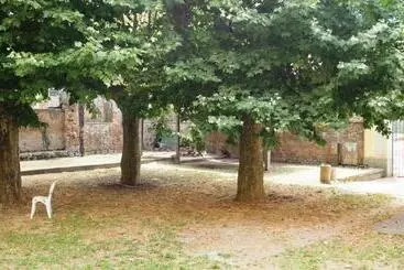 Hotel Residenza Pitigliano Gens Petilia   Nuova Gestione