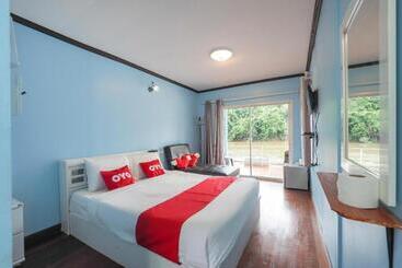 فندق Oyo 75308 Pea Najan Home Resort