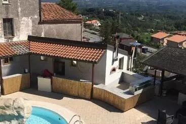 Hotelli Pino Loricato