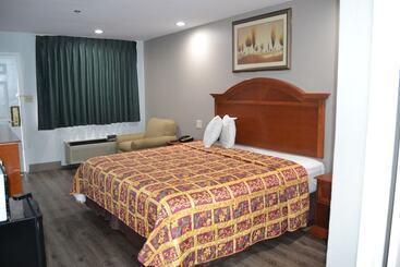 فندق على الطريق Deluxe Inn