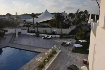 Aamiaismajoitus (B&B) Female Resort