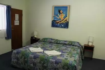 호텔 Atherton Rain Forest Motor Inn