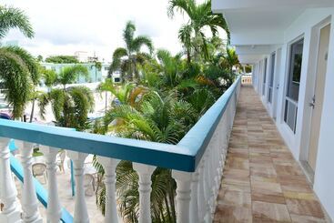 Отель Horizon By The Sea Inn