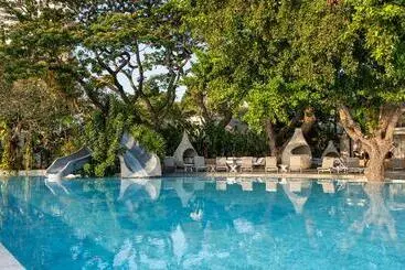 Отель Veranda Resort & Villas Hua Hin Cha Am