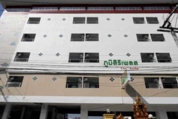 هتل Poomsiriplace