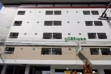 Hotel Poomsiriplace
