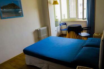 פנסיון Luna Rossa Rooms