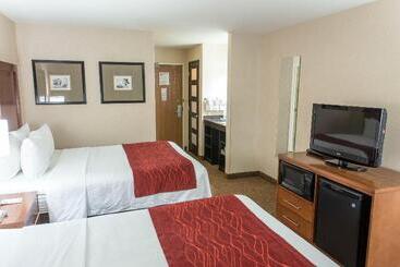 בית מלון כפרי Comfort Inn Fort Morgan