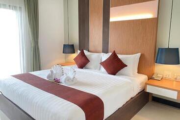 Отель Siva Royal