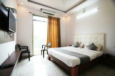 Hotelli The Royal Palace