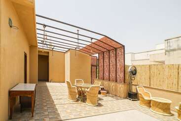 Bed and Breakfast R 41  A Boutique