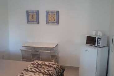 膳宿费 Pippo Suites Guarujá