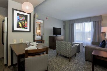 酒店 Homewood Suites Southwind   Hacks Cross