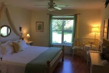 Bed and Breakfast The Parrsboro Mansion Inn