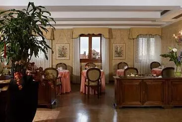 Bed and Breakfast Palazzo Bembo  Exclusive Accommodation