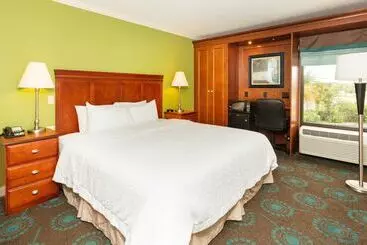 Отель Hampton Inn Daytona Speedway