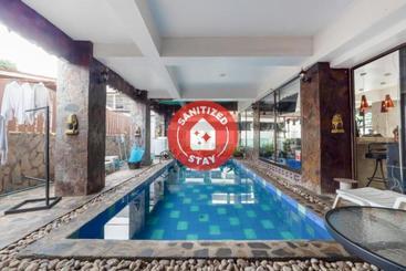 Hotel Oyo 75316 Capital Residence